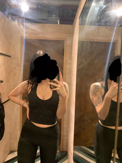 new here upvote if I should trade my gf she thinks I should :)