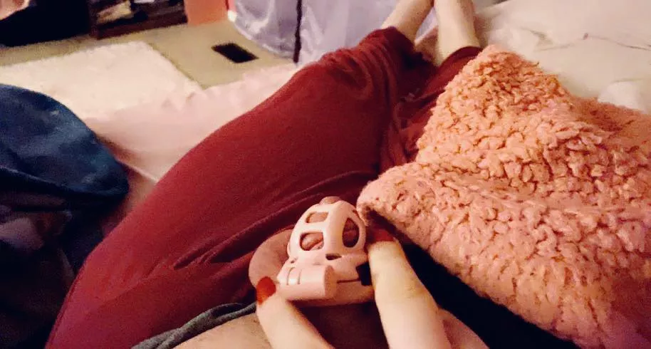 Over one month now of having my little clitty caged. How should I celebrate? 😋