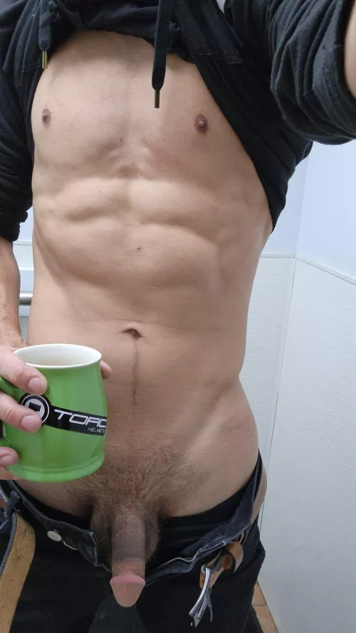 Running late, first cup wasn't until I got to work, after the freezing cold ride in...