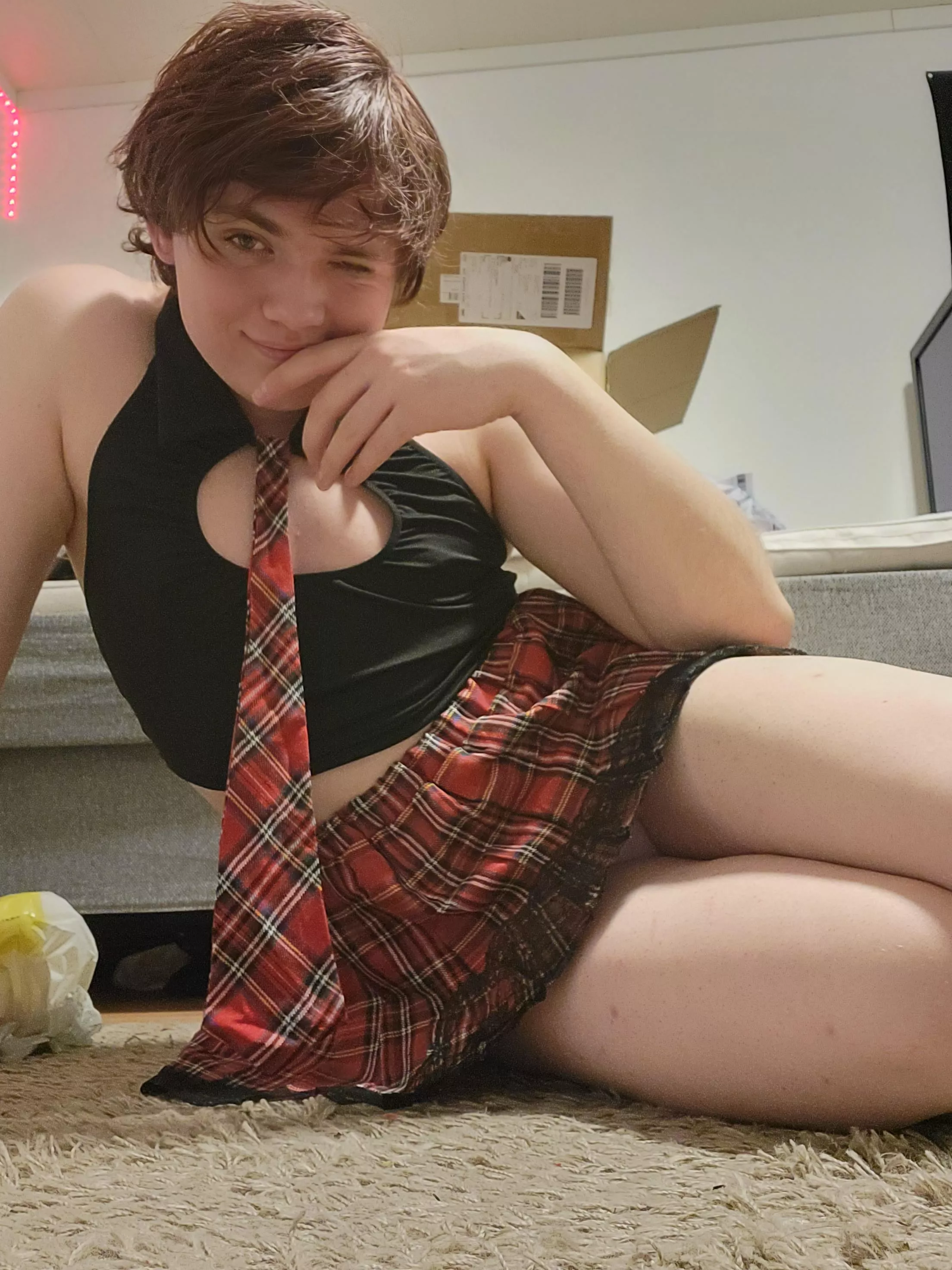 school girl at ur service! 💕