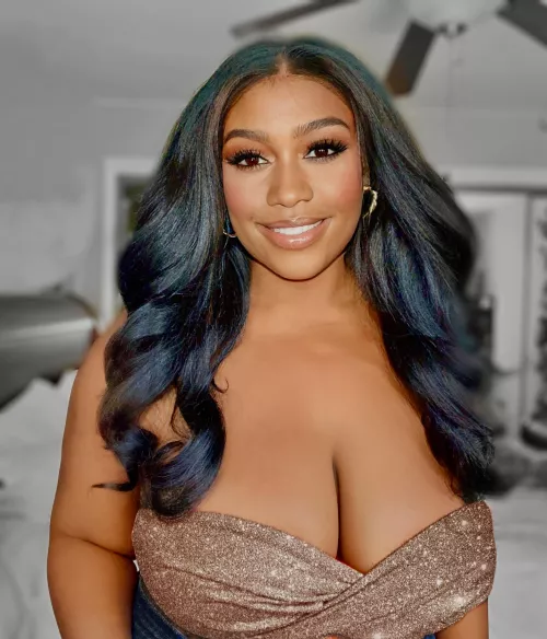 sometimes I can be a cute lil angel👸🏾😇