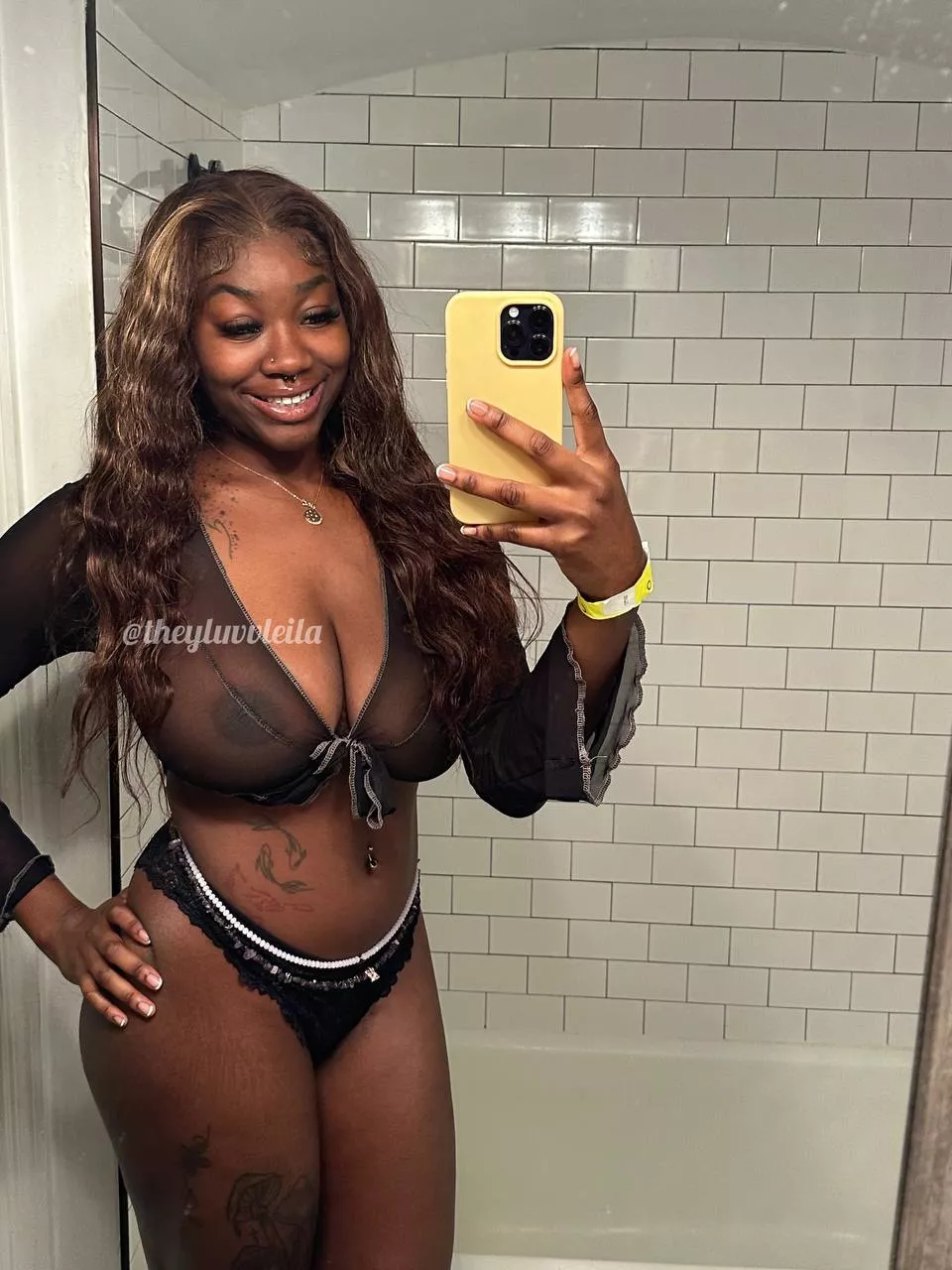 the 5’11 black gf of your dreams