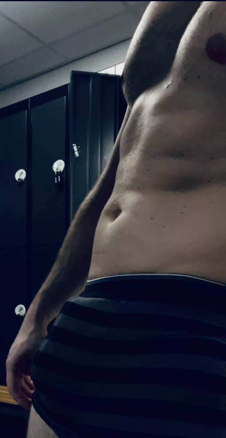 The post workout “pump” 🥵[First post here 👋]