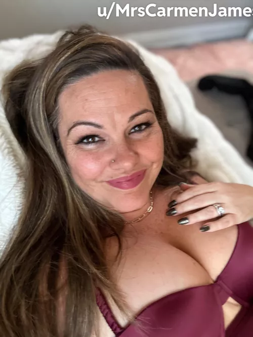 Wanna get cozy? 💋 40F