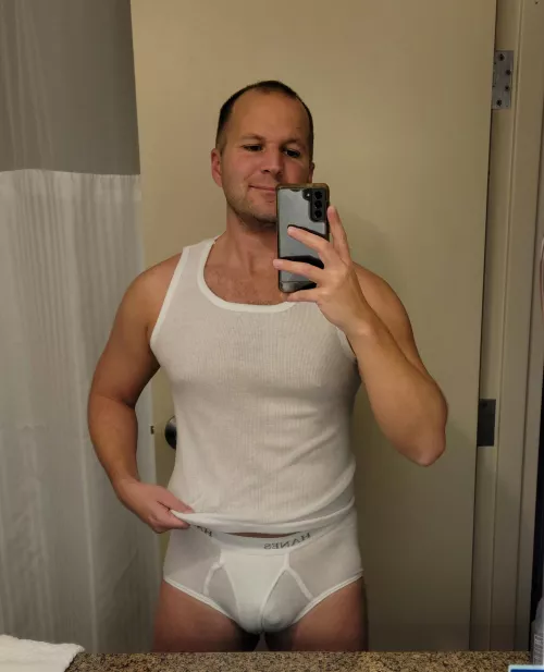 who grew up seeing a relative or a friend's dad wearing briefs that showed an outline?[36]