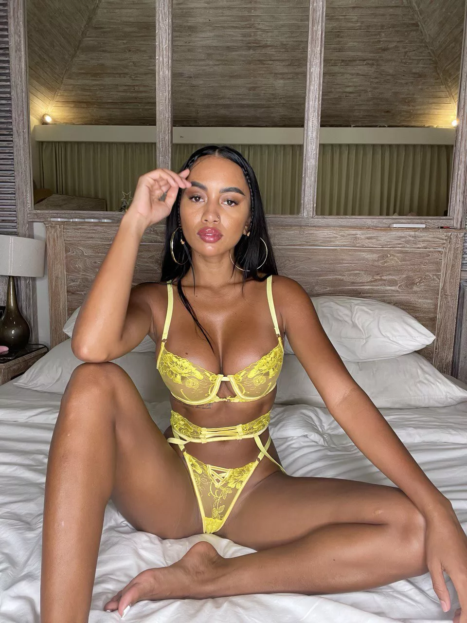 Yellow doesn't look as bad on me as I thought it would