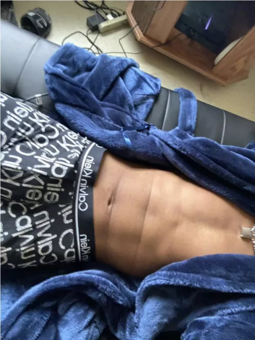 20 m us looking for longterm friends/FWB, be slim/fit (sc: Zman2502)