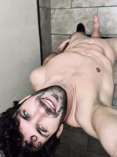 (32) healthcare professional, dad, slut.