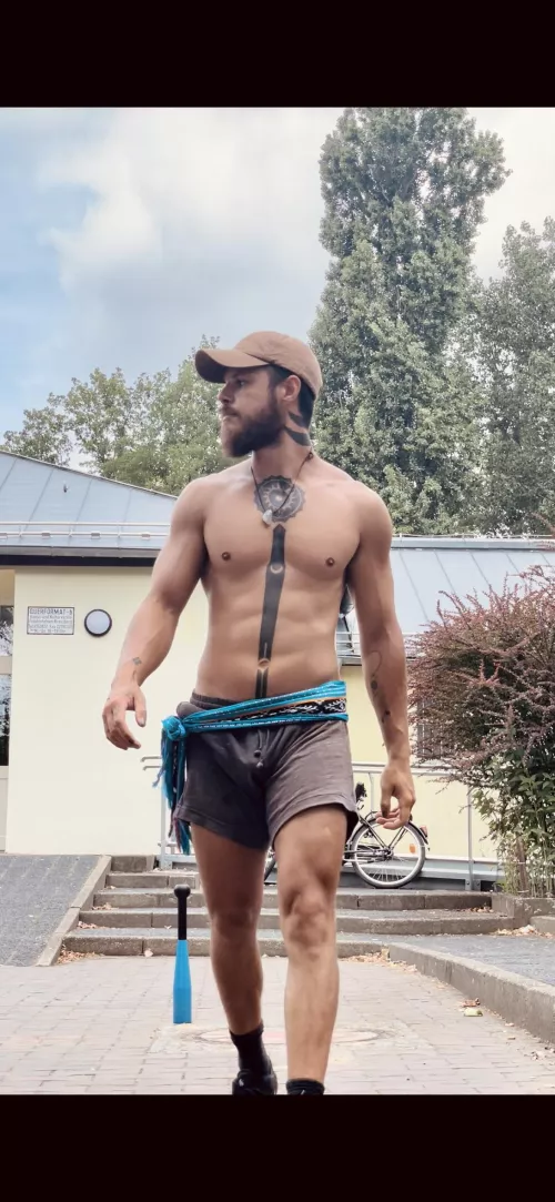 [32] Was thinking of creating a „swinger club“