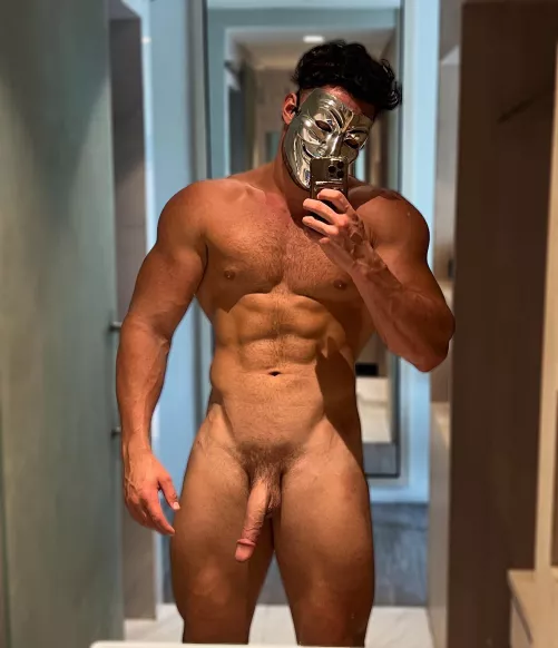 6’8 bro who needs a tugging [27]