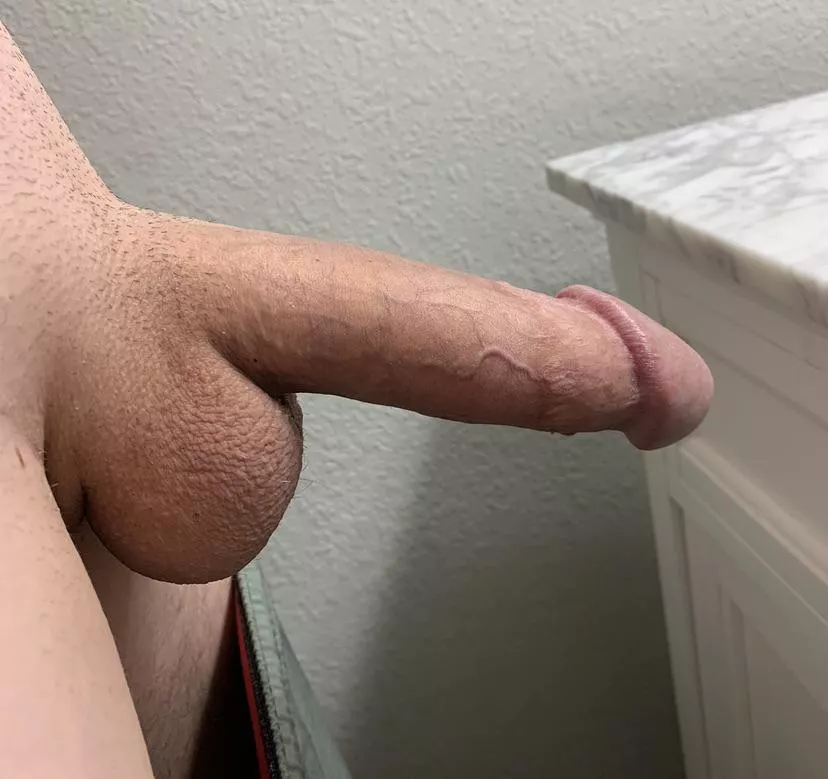 A milf told me I had the nicest balls she’s ever seen