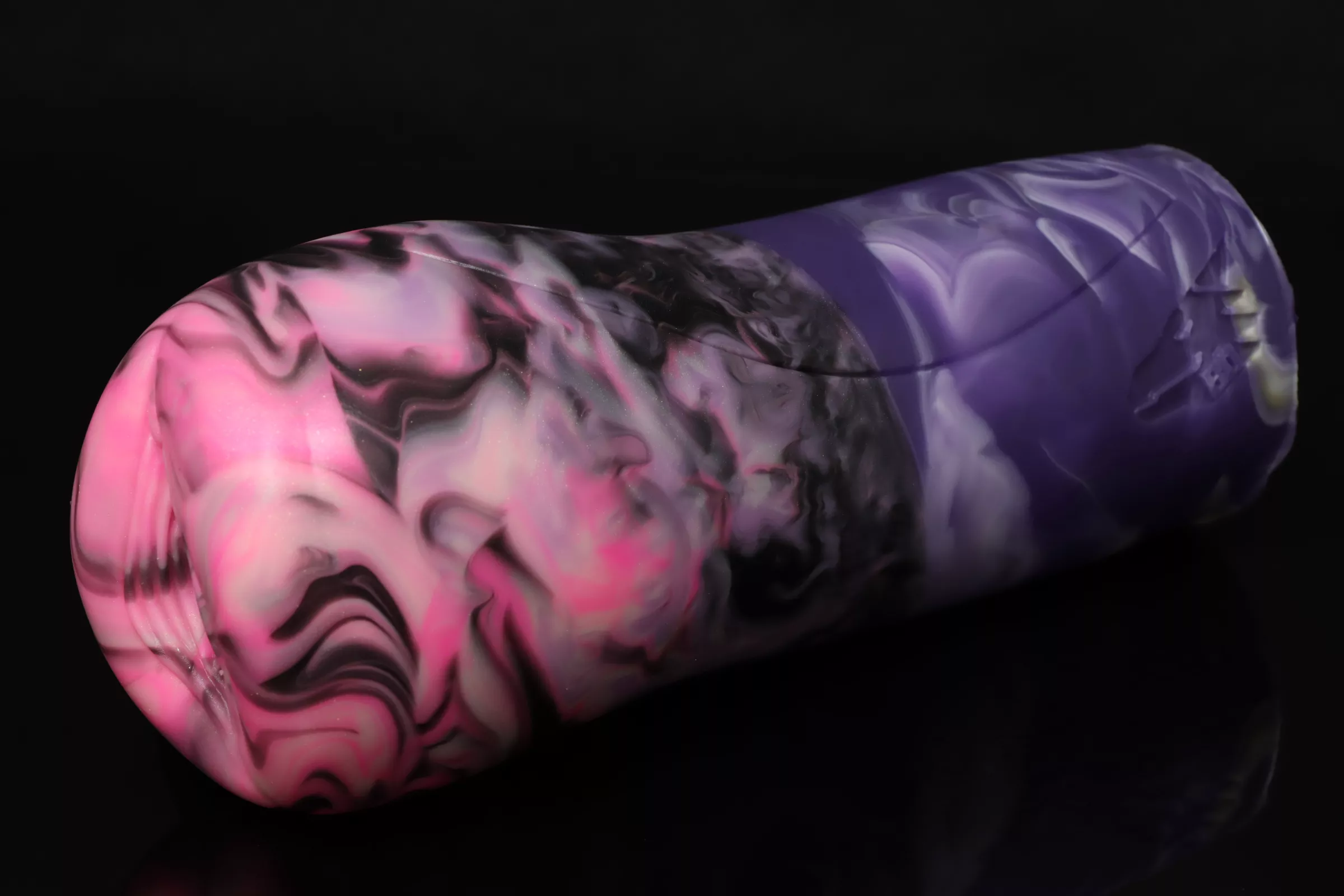 A Sofia with a pretty pour