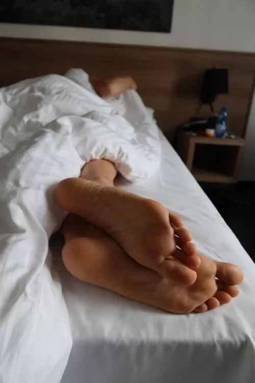 Big, meaty and soft feet right in front of your face