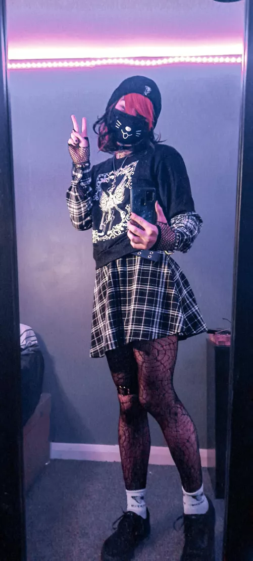 Can we hold hands after we cuddle? 💖