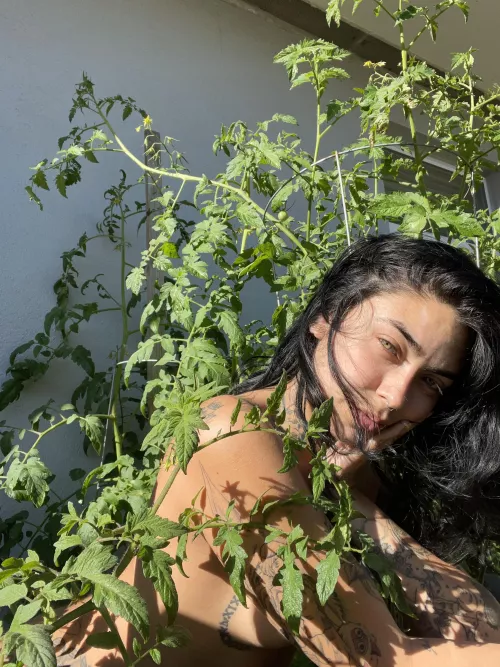 Can you water my garden my love 🌸