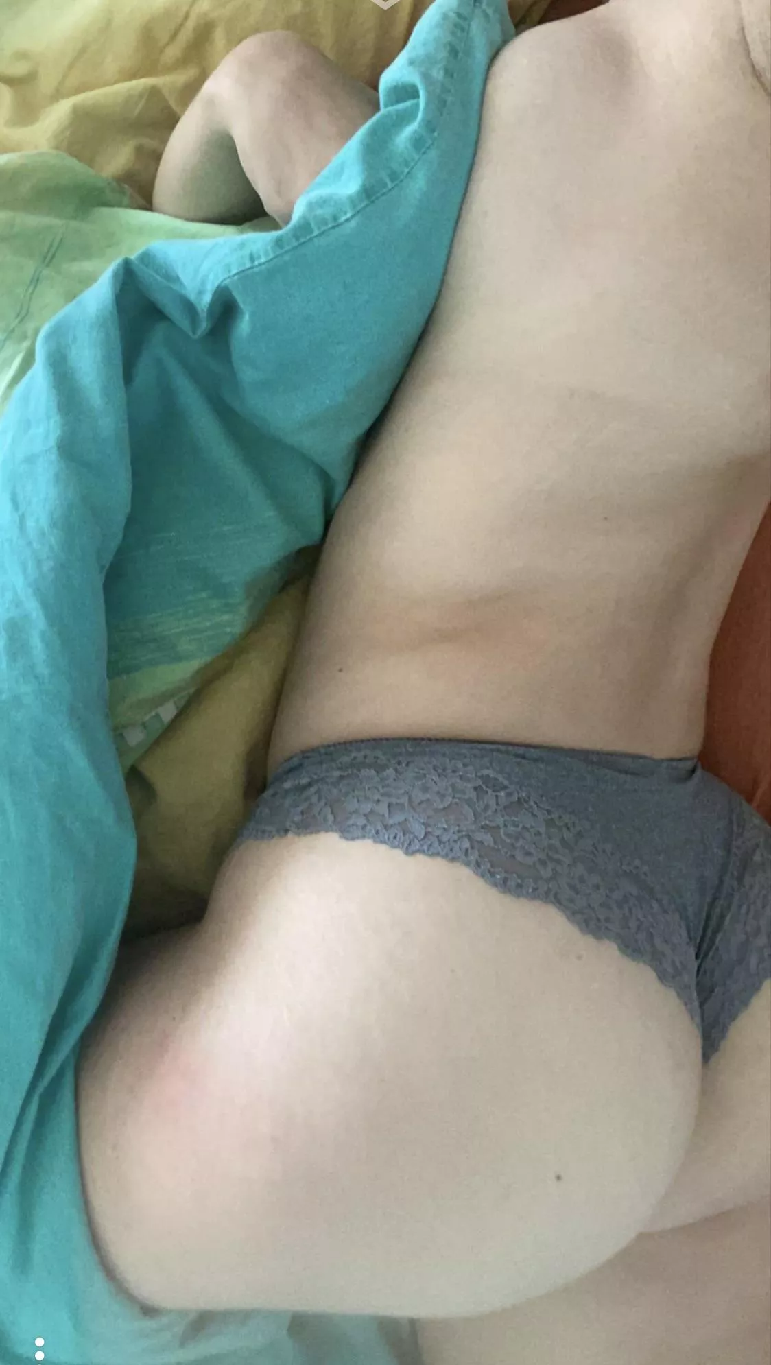 Everyone who like this post i will send him suprise in dm’s (send screenshot)