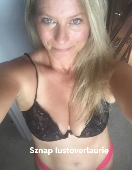 help mommy with her bra sznap lustoverlaurie