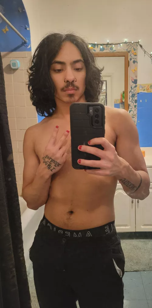 Hey. Hope transguys are welcome here ☺️