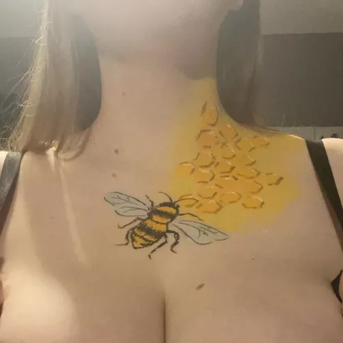 Honey Bee
