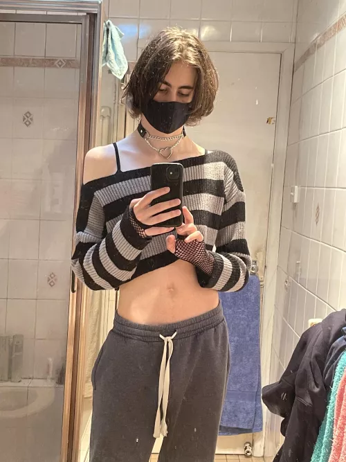 hope i’m cute enough to cuddle <3