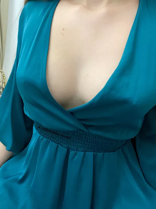 hope nobody at work notices I forgot my bra