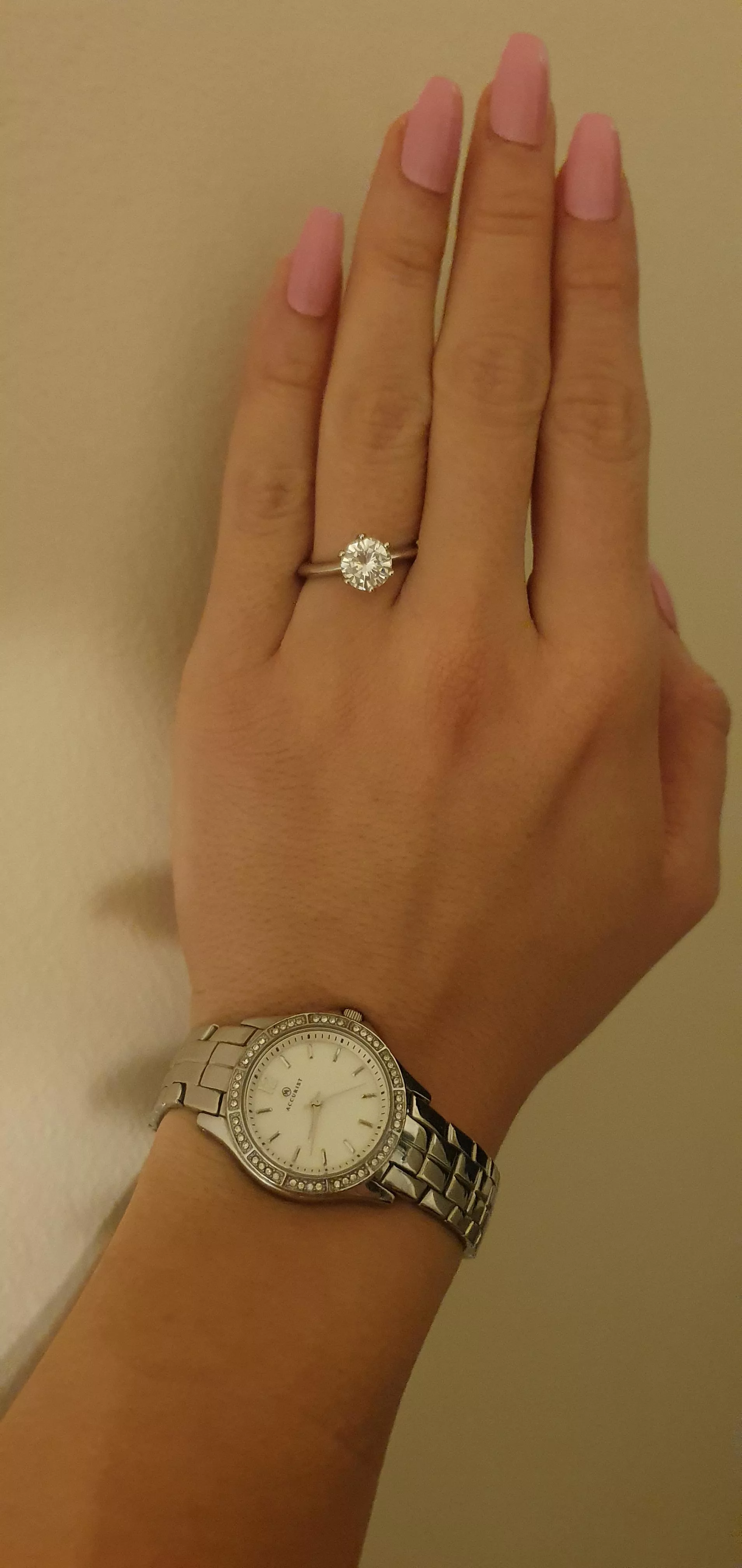 How do you like my nails with my ring on?