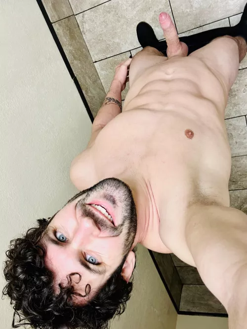 I heard you like men here…