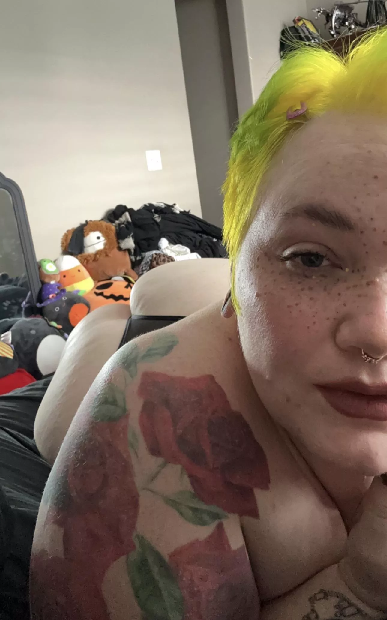 I know you wanna be behind this ass…