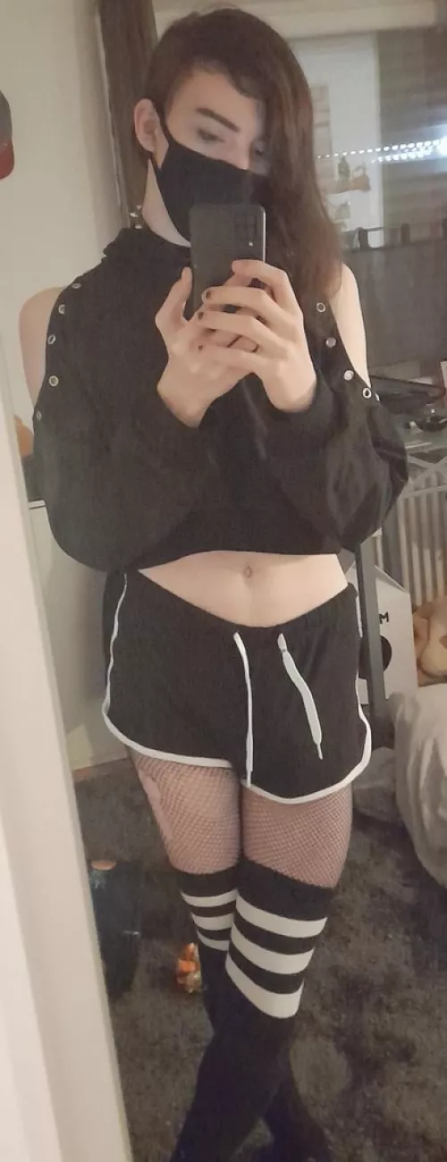 i need someone to cuddle all day