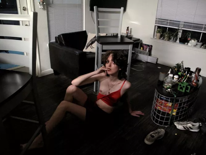 i want you to cum on my tiny tomboy tits ❤️