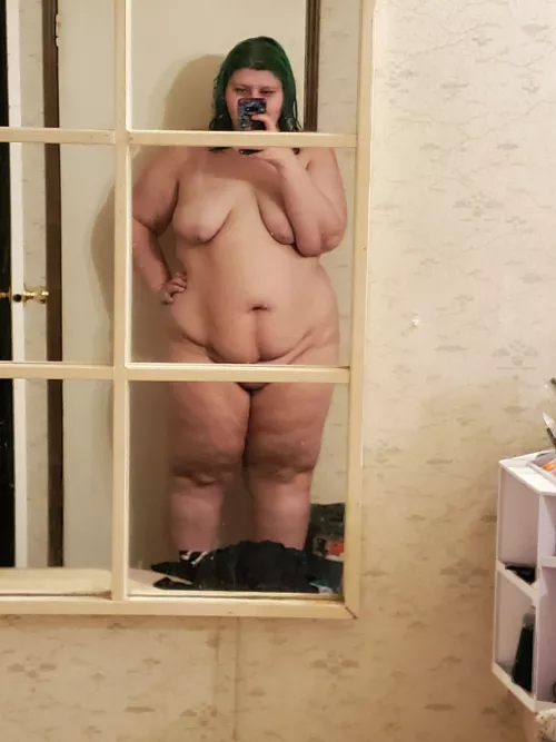 I'm self-conscious about what the surgery did to my stomach :( 24 5'8 300 LBS.