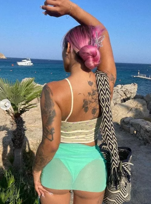 Is my booty cute and spankable?