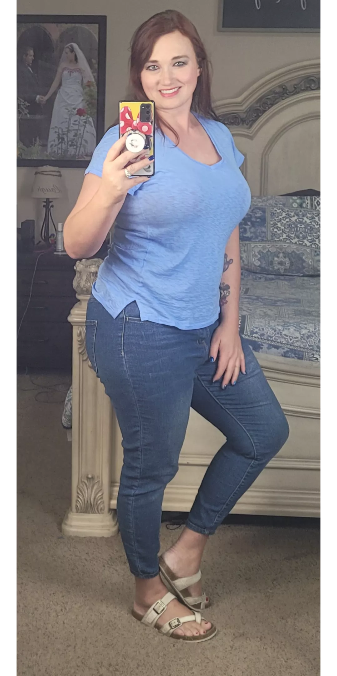 it's 43 degrees! that means it's time to break out the flip flops! ;)