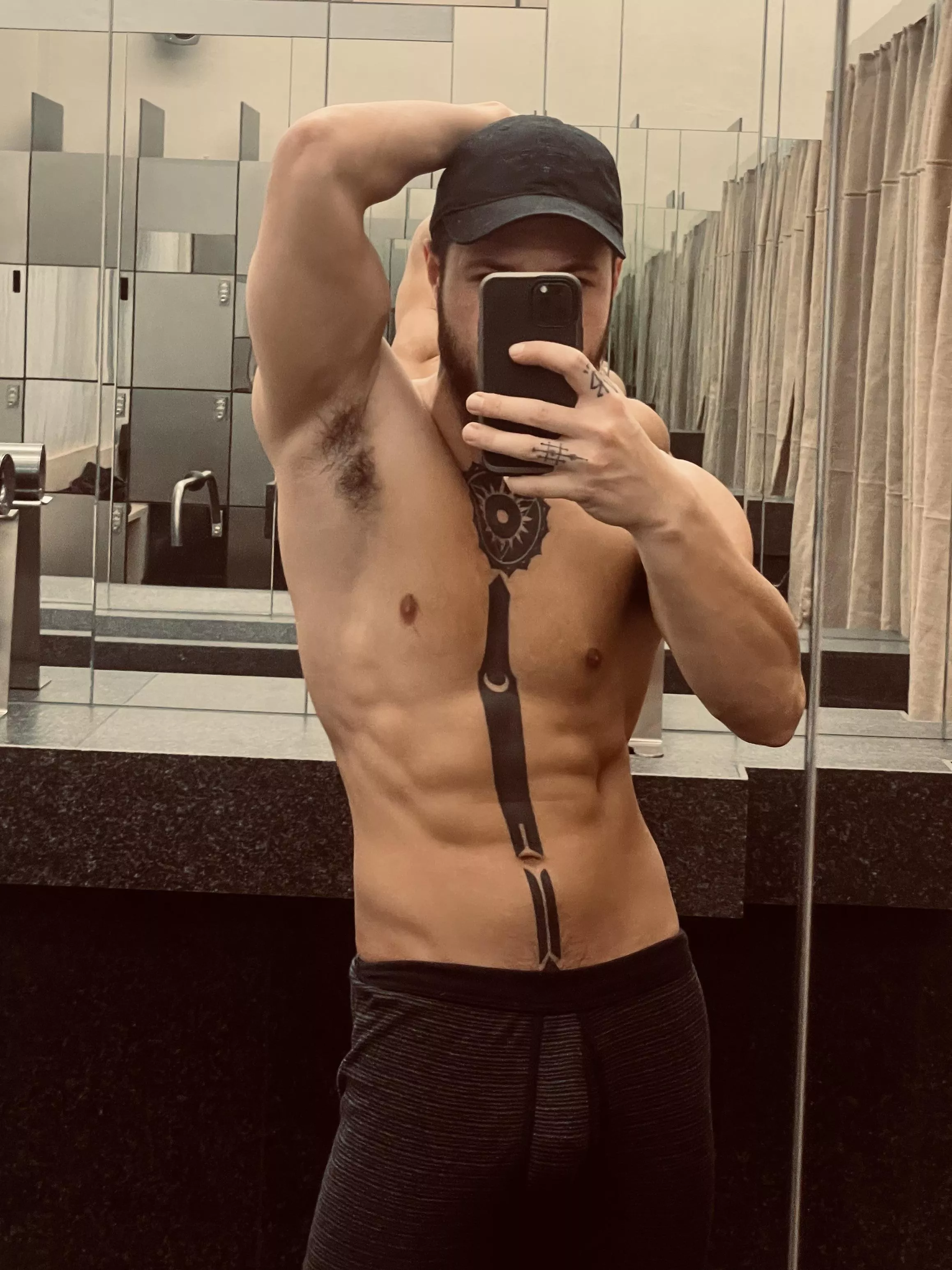 Little mirror flex after gym