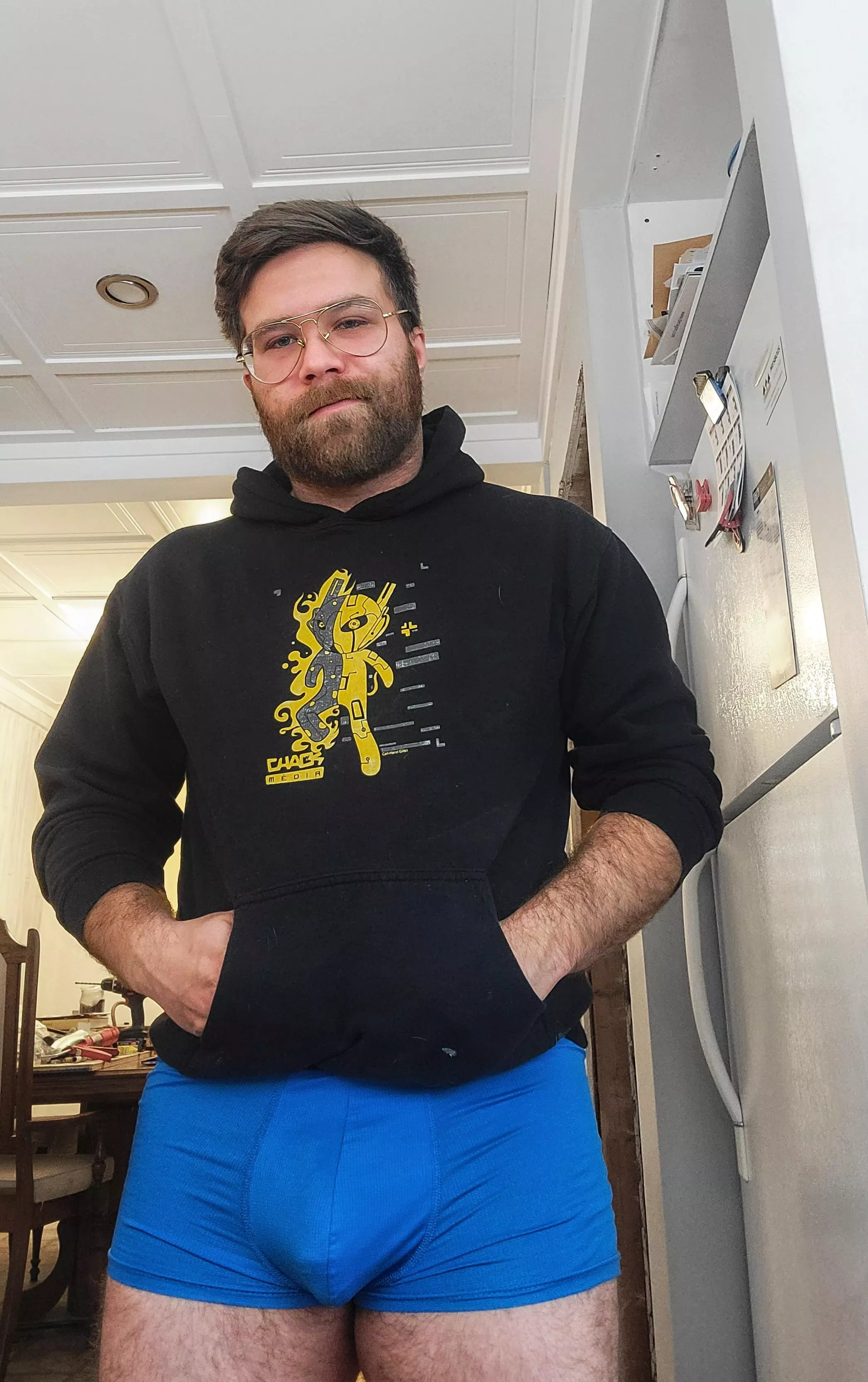 My work attire for the day, wanna come work with me ?