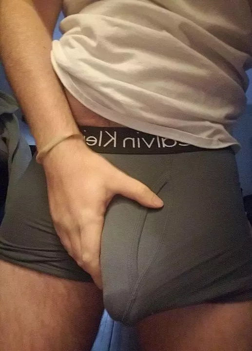 New here, please be nice to a young man 😏