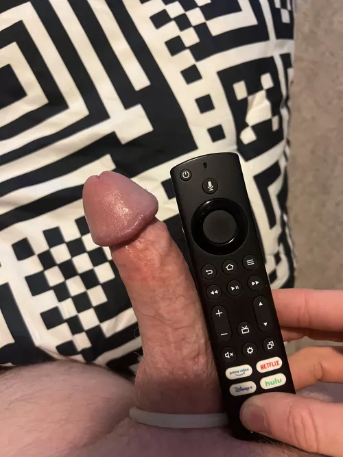 Outsized my Roku remote 😎 27