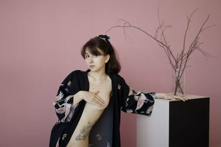 should I remove my hand