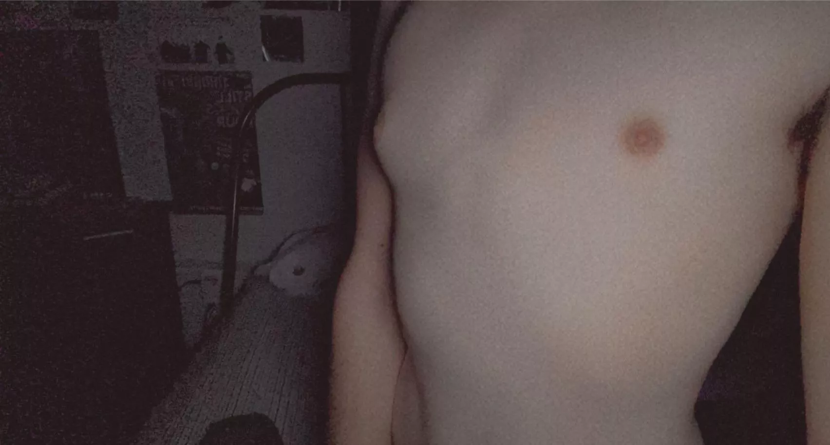 so bored, who wants to suck on them?