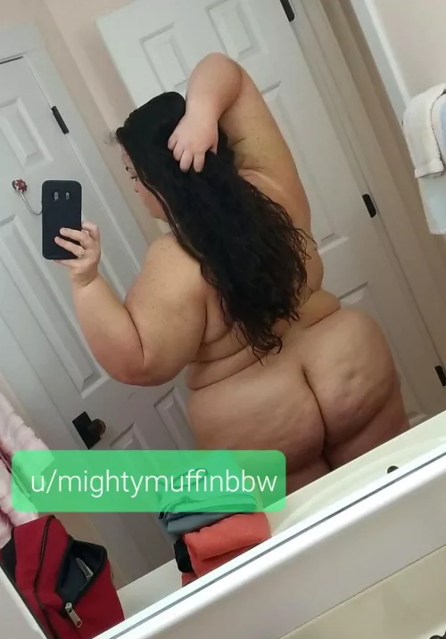 Tan lines and sweet meat! 🔥 #mightymuffinbbw #bbwass #chubby #bbwtanlines #bbwsweetmeat