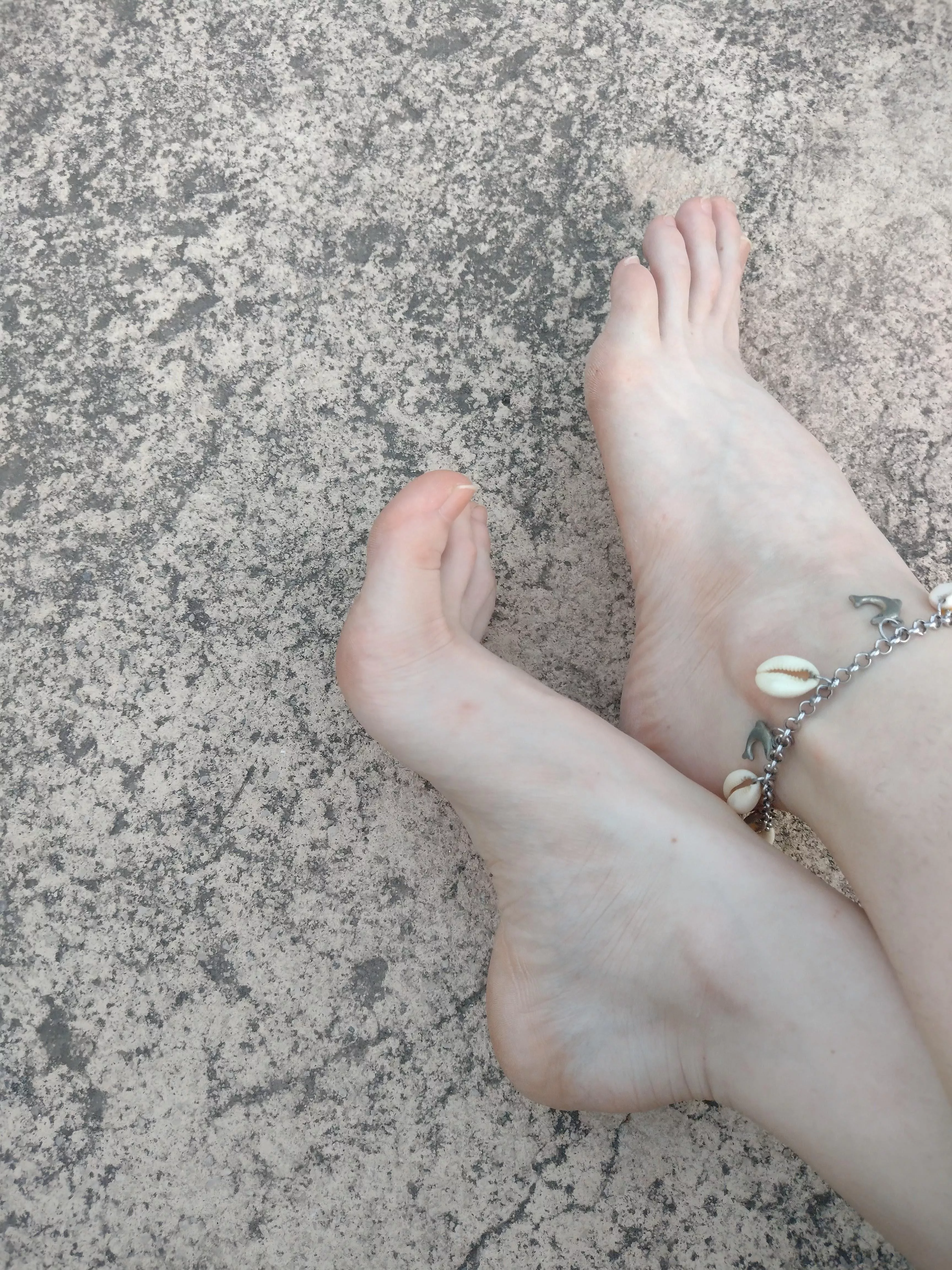 the feet of a tall pale girl haha