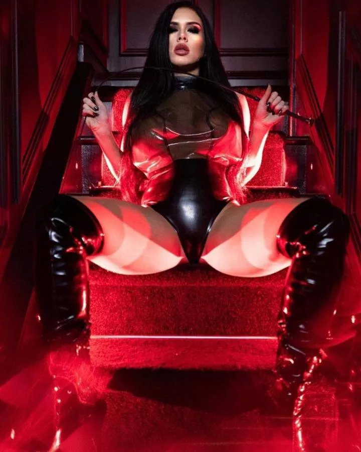 The instructor 👩‍🏫