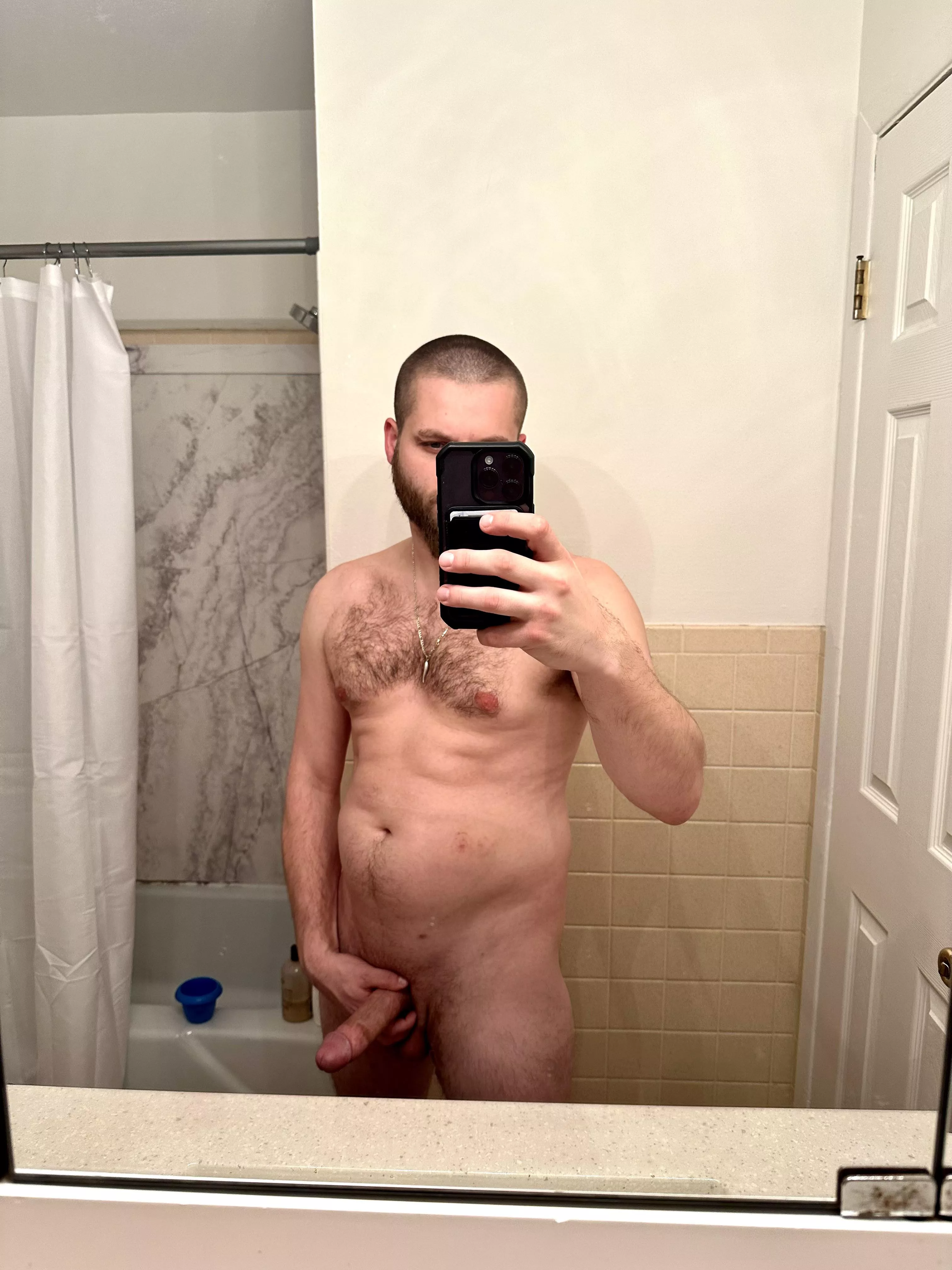 Thought it looked a little thick soft 😅 wanna see it hard 😏