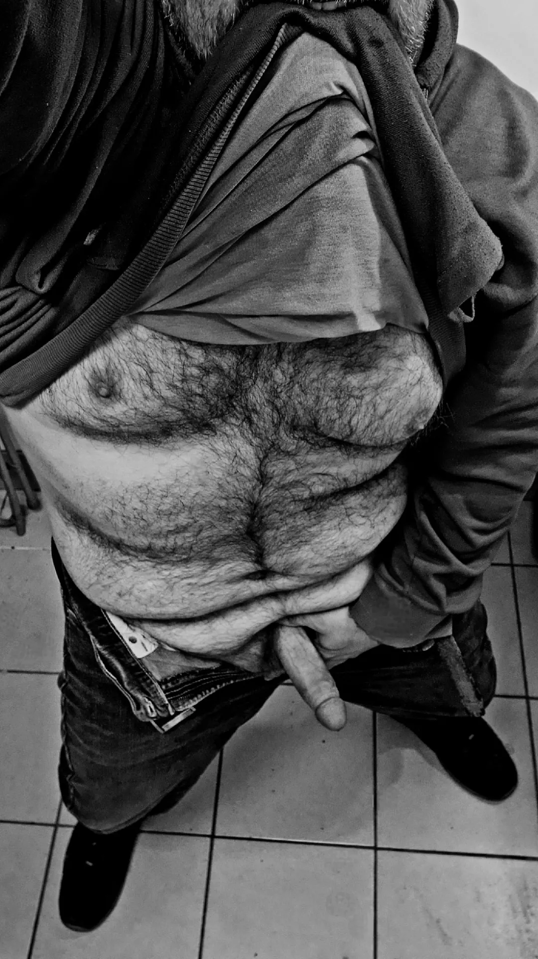 Time to rise and shine. Midnight shifts have me ready to get home for some fun.