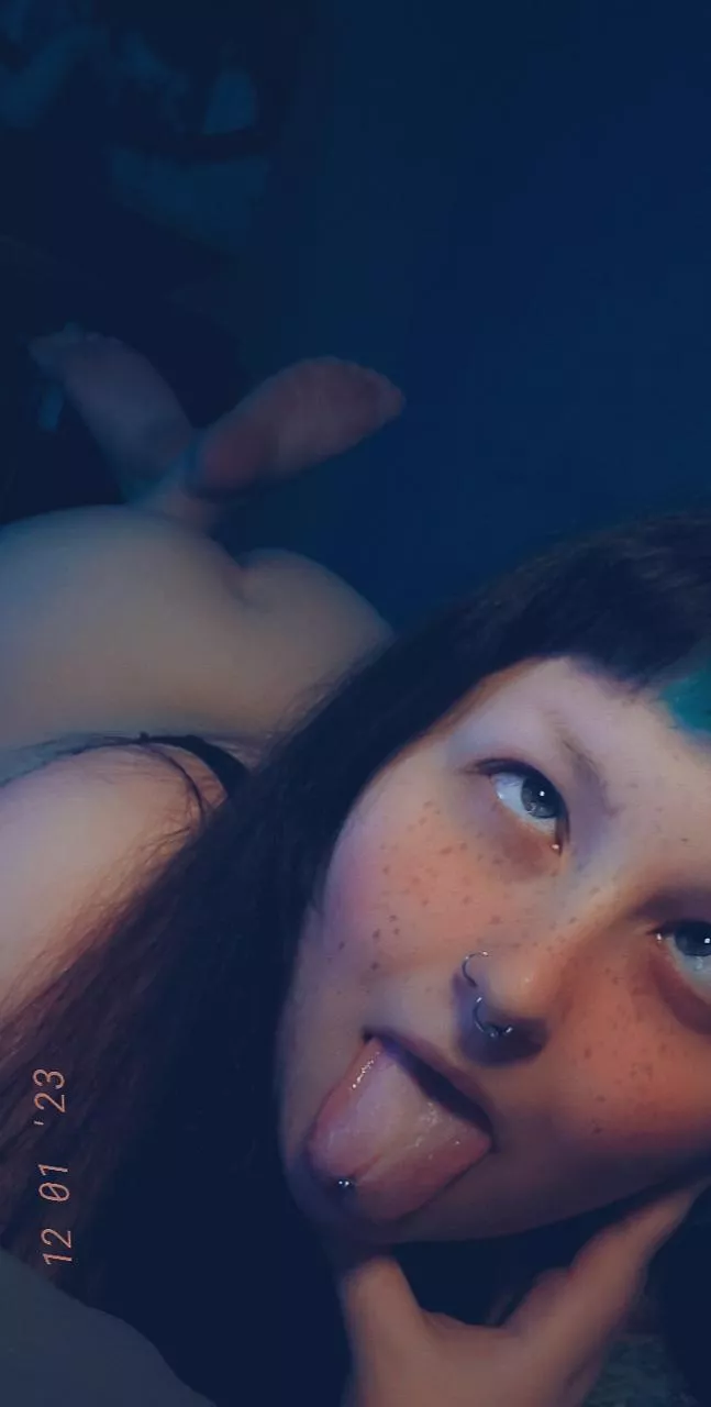 what if I sent you pictures like this while you were at work? 😘