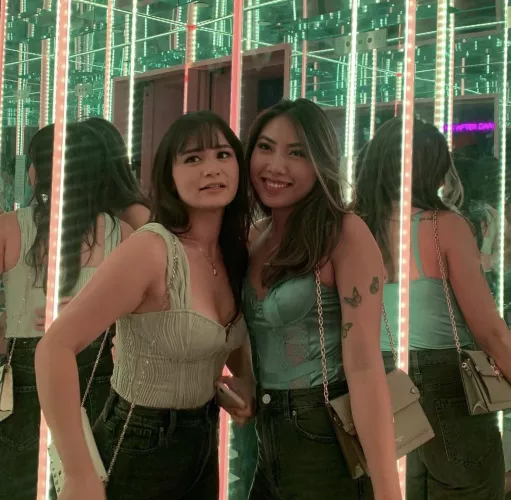 Which Asian slut are you taking home from the bar 😍