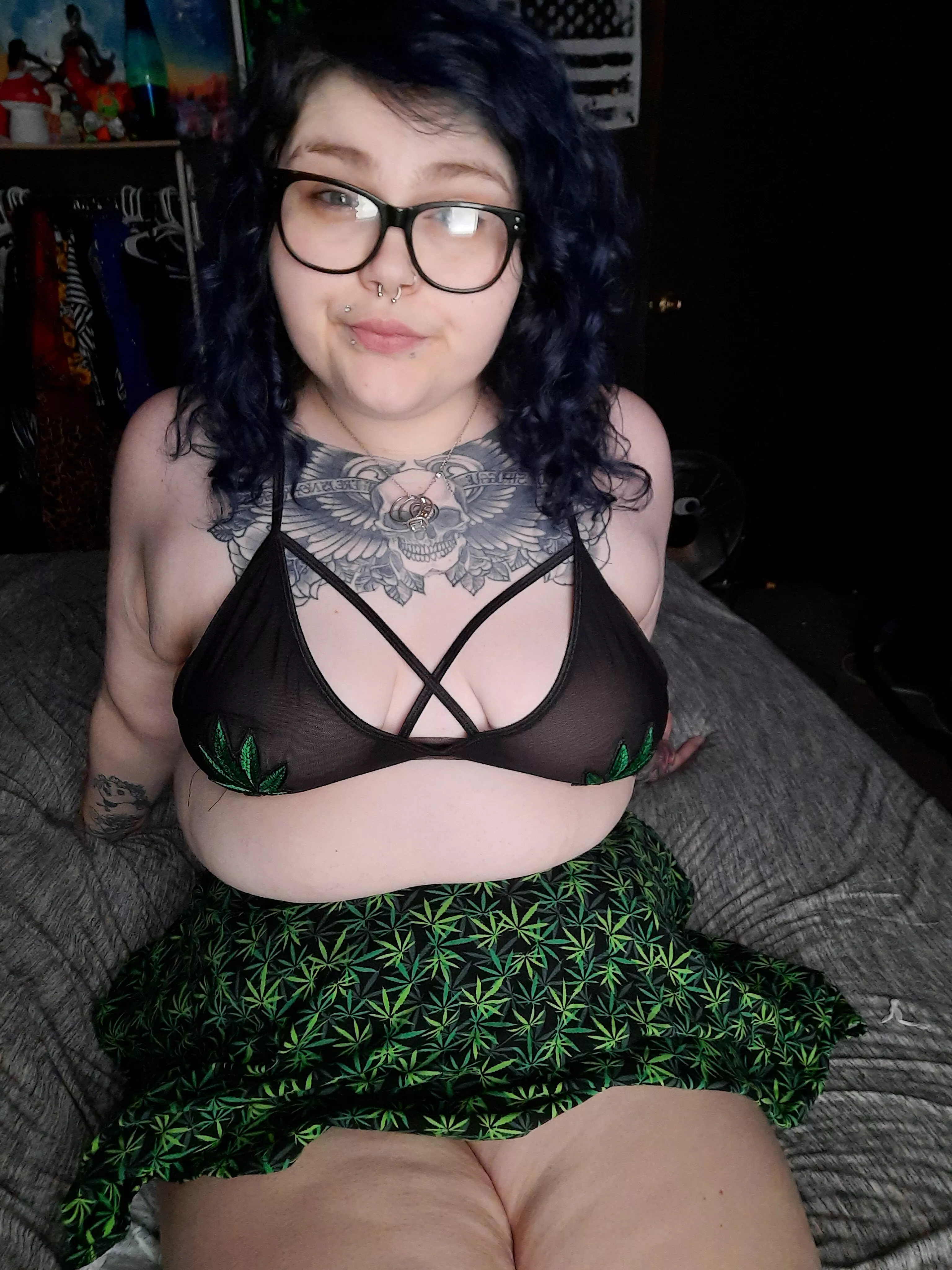 who loves the ganja?