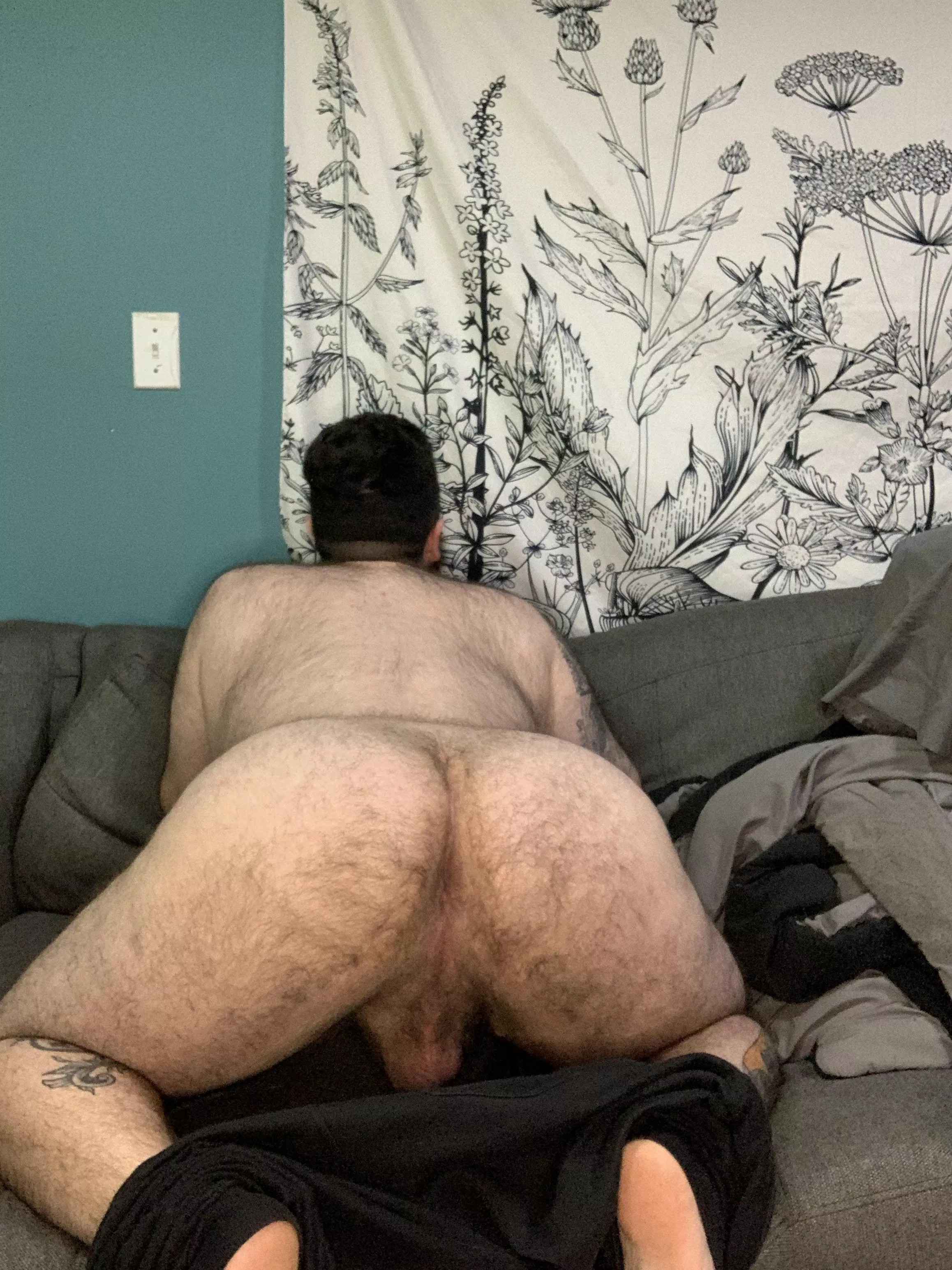 Who wants to fuck me until I can’t walk the next day? ☺️