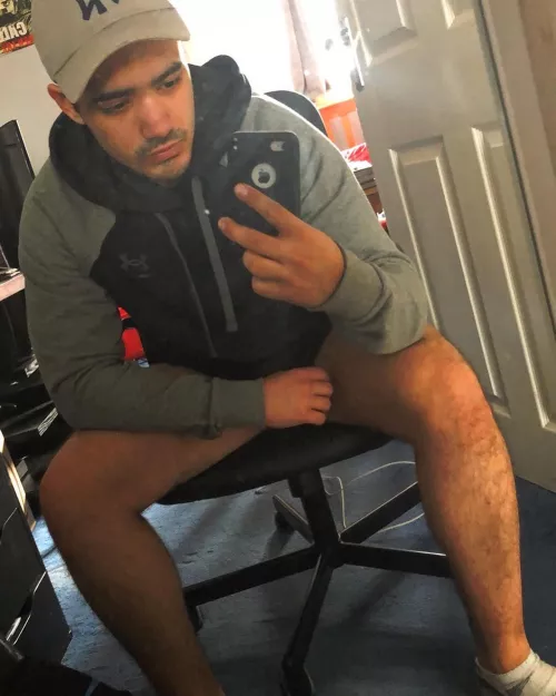 Who’s gamin tonight?