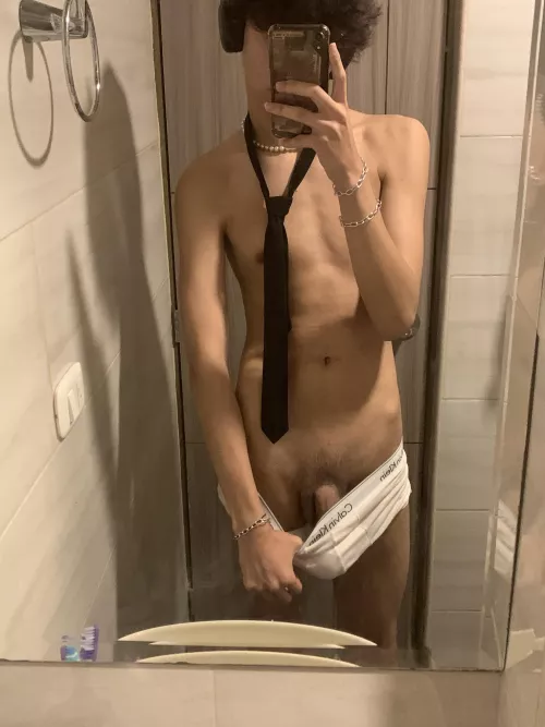 (18) come play with me